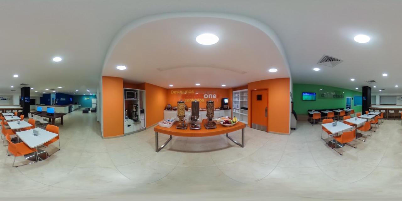 One Guadalajara Expo 호텔 외부 사진